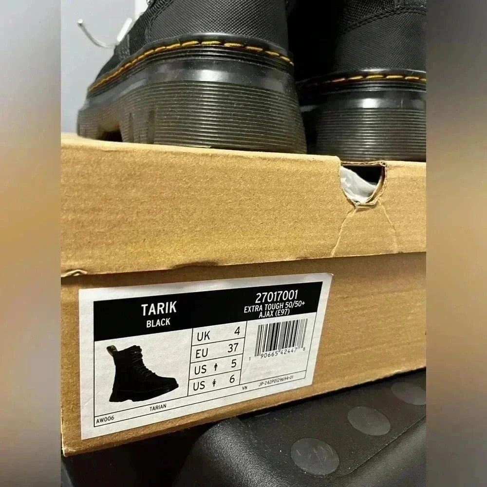 Dr. Martens Tarik Utility boots - Picture 7 of 7